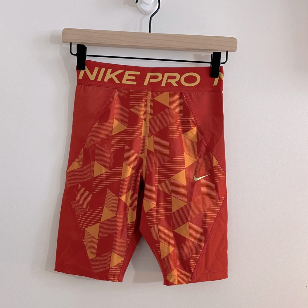 NIKE PRO biker shorts, athletic wear, compression, rustic orange